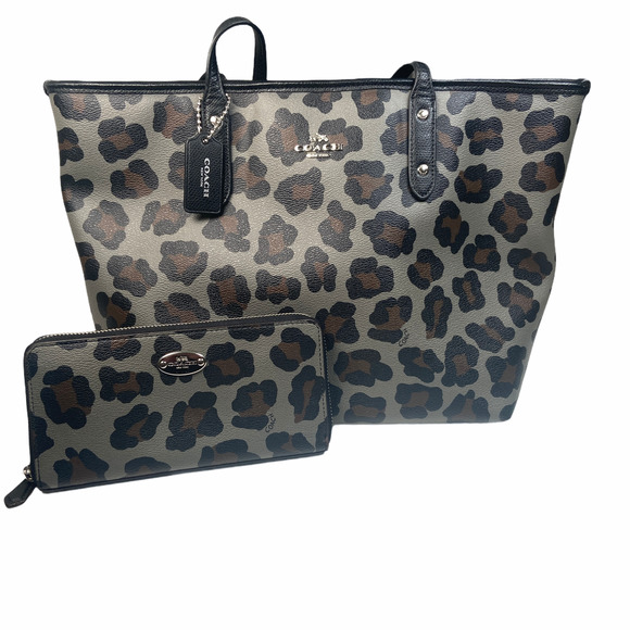 Coach Handbags - Coach Leopard Print Shoulder Bag